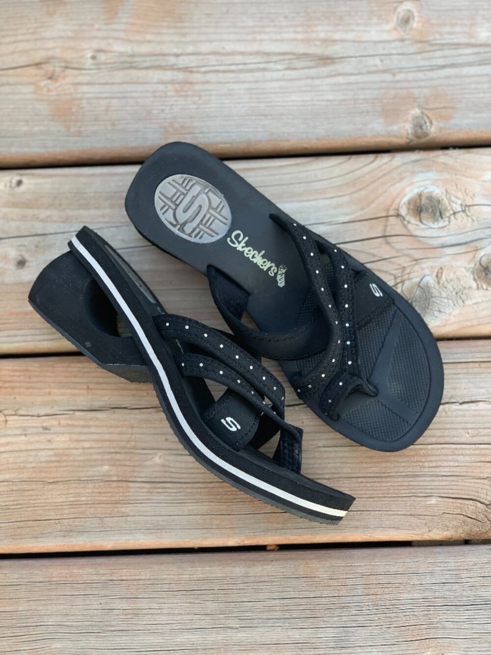Vintage Y2K Skechers Cali Platform Wedge Sandals 7.5 Black Silver Rhinestone 90s